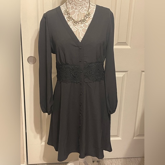 JustFab Black Dress with Lace Waist XXL - Picture 1 of 6